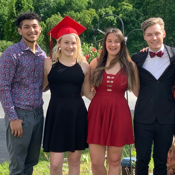 Meet your Posher, Cierra - Picture 5 of 11